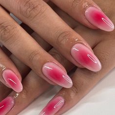 Red Pink Gel Nails, Tropical Simple Nails, Pink To Red Ombre Nails, Ombre Aura Nails, Pink Red Ombre Nails, Pink And Red Aura Nails, Pink Nail Ombre, Round Ombre Nails, Pink Nail Inspired