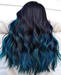 Colored Ends Of Hair Brunettes, Aquamarine Hair Color, Dark Blue Hair Color, Teal Blue Hair, Aquamarine Hair, Blue And Green Hair, Dark Teal Hair, Teal Ombre Hair