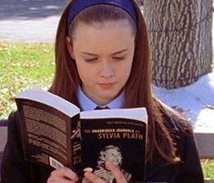 Gilmore Book List, Rory Gilmore Reading Challenge, Rory Gilmore Books, Rory Gilmore Reading, Babette Ate Oatmeal, Amy Sherman Palladino, Little Dorrit, The Gilmore, People Reading