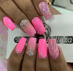 Natural Nail Designs, Nail Art Designs Summer, Unique Acrylic Nails, Acrylic Nails Coffin Short, Diamond Nails, Nail Designs Glitter, Neon Nails