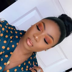 Summer Makeup Looks Black Women, Summer Makeup Looks For Black Women, Makeup Looks For Black Women, Makeup Looks Black Women, Makeup Advertisement, Korean Beauty Tips, Summer Makeup Looks