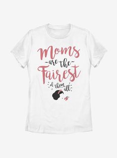 Disney Mom Outfit, Mom Outfits Winter, Snow White Outfits, Pop Culture Outfits, Culture Outfits, Family Disney Trip, Disney Inspired Fashion, Disney Trip Shirts, Diy Disney Shirts