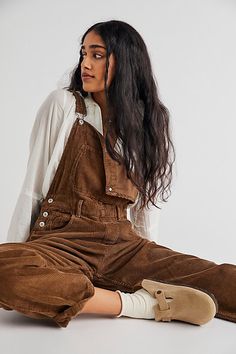 A corduroy version of our favorite Ziggy Overalls, featured in a classic bib-and-brace silhouette with tapered legs and relaxed, slouchy fit.* Functional bib pocket* Side and back pockets* Adjustable straps* Side button closures Ziggy Overalls, Cord Overalls, Granola Outfits, Overalls Outfits, Overall Outfit, Overalls Outfit, Skandinavian Fashion, Corduroy Overalls, Spring Look