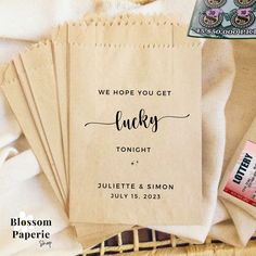 personalized wedding gift tags for guests to use on the table or in their basket