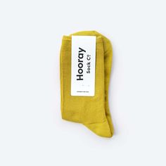 Slip into Everyday Cotton Munsell Green Yellow socks for a splash of vibrancy and unbeatable coziness. Details:Style: A shorter crew length in Green Yellow. Unisex by design.Material: 80% cotton, 20% spandexCare: Machine wash cold. Do not iron. Tumble dry low.Color: Green yellowMade in South Korea. Size:Small (US women's shoe size: 4-10) Cotton Socks For Everyday Winter Wear, Winter Cotton Socks For Everyday Use, Winter Cotton Socks, Yellow Cotton Socks For Spring, Yellow Socks, Knot Pillow, Double Cuff, Orange Satin, Small Women