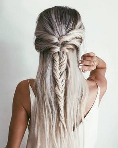 Fishtail Braid, Chic Hairstyles, Long Straight Hair, Fish Tail Braid, Hair Dos, Gorgeous Hair, Bobs Haircuts, Hair Day, Beauty Salon