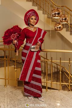 Igbo Attire For Women, Yoruba Photoshoot, Latest Yoruba Traditional Wedding Attire, Asoke Styles, Yoruba Attire, Nigerian Traditional Attire, Gown Dress For Women, Lace Gown Dress