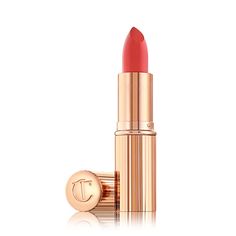 Coachella-Coral-2-Lid-Off-Packshot Pink Lipstick Kiss, Bombshell Makeup, Coral Lipstick, Coral Lips, Lipstick Kiss, Perfect Lipstick, Kissable Lips, Pink Lipstick, Lip Brush