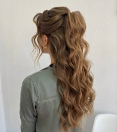 Bridesmaid Hair Inspo, Rambut Brunette, Guest Hair, Bridesmaid Hair Makeup, Formal Hair, Wedding Hair Makeup, Hair Stylist Life, Hairdo For Long Hair