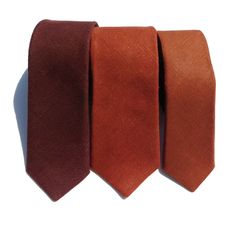 Spicy Rust or Red Currant Hopsack Linen Tie Slim Skinny - Etsy Make A Bow Tie, Fall Ties, Wedding Motif, Rusting Wedding, Wedding Fits, Groomsmen Ties, Groom Ties, Wedding Outfit Men, Red Currant