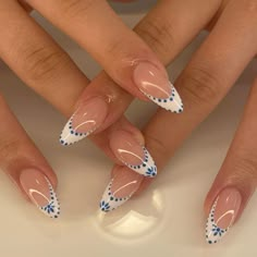 Elegant Touch Nails, French Tip Nail Designs, Hippie Nails, Simple Acrylic Nails, Almond Nails Designs, From Tiktok, Nail Tattoo, Acrylic Nails Coffin Short