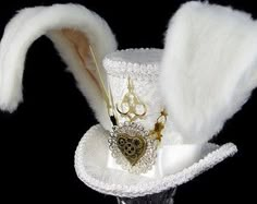 Top Hat Fascinator, Rabbit White, Alice In Wonderland Tea Party Birthday, Steampunk Top Hat, Mad Hatter Party, Mad Hatter Hats, Wonderland Costumes, Crazy Hats, Mini Top Hat