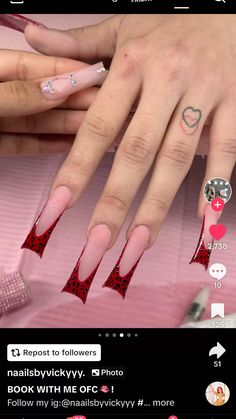 Bb Belt Nails, Christmas Nails Extra, Nail Flyer Ideas, Baddie Stiletto Nails, Baddie Christmas Nails, Short Duck Nails, Unique Acrylic Nail Designs, Freestyle Nails, Nails Collection