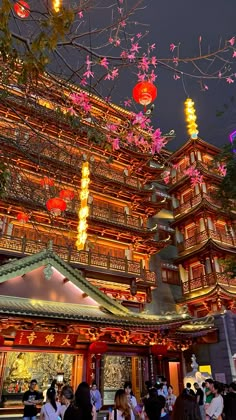 #guangzhou #china Chinese Places Beautiful, China Astethic, Guangzhou Aesthetic, China Travel Aesthetic, China Aesthetic Wallpaper, Beautiful Places In China, China Places, China Scenery, Shanghai Aesthetic