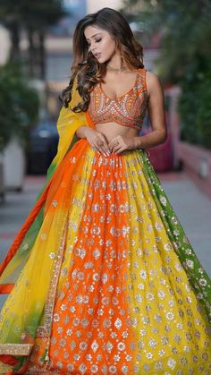 Bollywood Lengha, Lengha Sari, Haldi Outfits, Bridesmaid Lehenga, Choli For Women, Simple Lehenga, Mehendi Outfits, Floral Lehenga, Party Wear Lehenga Choli