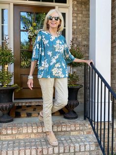 Top 30 Best Summer Outfits for Women Over 50 - Discover Ageless Amazing Style! 54 Fashion Over 50 Summer, Summertime Blues, Summer Blues, Lightweight Blazer, Ageless Style