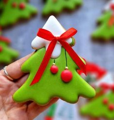 Christmas Fondant Cookies Ideas, Cute Christmas Sugar Cookies, Flavored Sugar Cookie Recipe, Christmas Wedding Cookies, Stocking Cookies Decorated, Christmas Royal Icing Cookies Ideas, Christmas Fondant Cookies, Elf Christmas Cookies