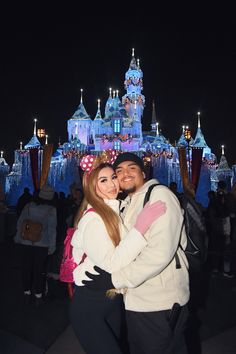 #christmas #winteroutfit #couple Disney Couple Outfits, Couple Disney, Disney Couples, Christmas Couple, Couple Outfits, Disney Christmas, Disney Outfits