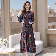 Olivia Mark - Silk Mulberry Silk Dress with Long Sleeves and Stylish Floral Print Dress With Long Sleeves, Midi Dress Sleeveless, Types Of Skirts, Corset Dress, Floral Maxi, Collar Dress, Mulberry Silk, Olivia Mark, Floral Maxi Dress