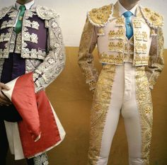 Bull fighters. Peter Marlow, 2003. Bull Fighter Costume, Bull Fighter, Bull And Matador Costume, Bullfighting Photography, Raging Bull 1980, Matador Costume, Bull Running Spain, Royal Navy Officer