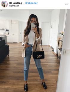 Mocassins Outfit, Mocassin Outfit, Spain Outfit, Job Clothes, Style Casual Chic, Glam Outfit, London Outfit, Zara Blazer, Capsule Outfits