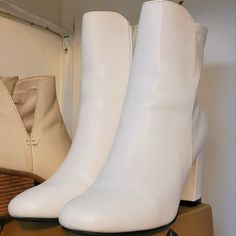 White Mia Size 6.5 Boots, Euc. Mia Boots, Mia Shoes, Boots White, White Boots, Shoes White, Shoes Heels Boots, Shoes Women Heels, Heeled Boots, Shoes Heels