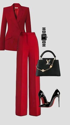 #outfitinspo #suit Work Outfits Suits Women, Baddie Suits For Women, Guest Speaker Outfit Public Speaking, Aesthetic Business Outfits Women, Elegant Blazers For Women, Business Boss Lady Outfit, Corporate Wardrobe Capsule, Suit Top Outfit, Suit For Graduation For Women