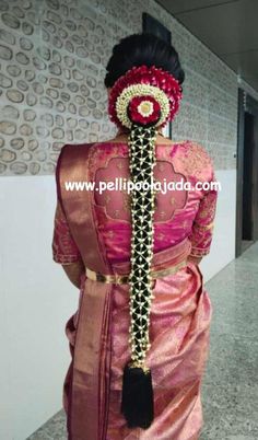 Order Fresh flower poolajada, bridal accessories from our local branches present over SouthIndia, Mumbai and USA.• Fresh and artificial flower poolajadalu• Flower jewellery for mehendi • Kobbari bondam• Fresh flower garlands • Cloth and Floral Addutera • Flower based gifts for events #SouthIndianbride #southAsianbride #hindubride #pellipooladandalu #telugubride #bridesofindia #bridalinspo #bridalinspiration #weddingaccessories #bridetobe #Pellipoolajada #Poolajada #floral design