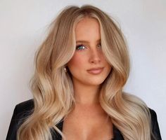 What Is the Old Money Blonde Hair Color & How to Get It? Cool Blonde Vs Warm Blonde Hair, Different Types Of Blondes, Dark Champagne Blonde Hair, Old Money Blonde Medium Length, Blonde All Over Color, Old Money Blonde Hair Color, Blonde Babylights On Blonde Hair, Blonde Base Color, Buttercream Blonde Hair