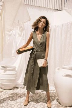 Aurore Linen Midi Dress Natural Beige - LUXMII Khaki Midi Dress, Minimalist Fashion Summer, Linen Wrap Dress, White Wrap Dress, Linen Midi Dress, Mama Style, Khaki Dress, Linen Dresses, Body Shape