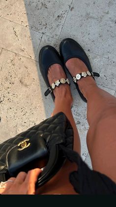 Chanel Style, Classy Shoes, 2024 Style, Chanel Fashion, Chanel Shoes, Spring Outfit, Aesthetic Clothes, Me Too Shoes