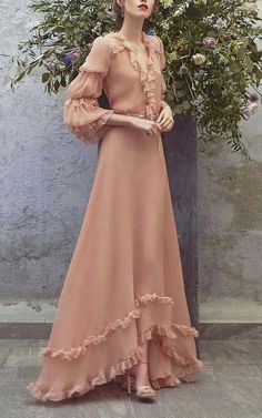 Sukienki Maksi, Luisa Beccaria, Long Sleeve Fashion, Hijab Styles, فستان سهرة, Full Length Dress, Sleeve Fashion, Hijab Outfit, Classy Women