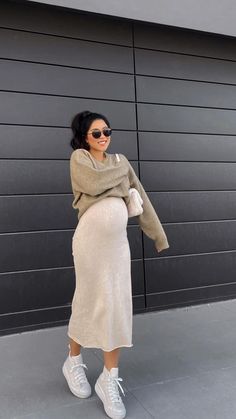 Maternity Street Style