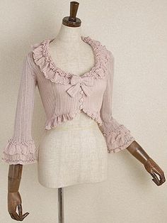 Coquette Clothes, Sleeve Bolero, Clothes Board, Mary Magdalene, Frill Sleeves, Older Fashion, Aesthetic Shirts, Style Savvy, J Fashion