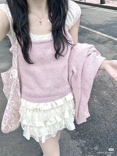 Ember Island, Ootd Idea, Picture Pose Ideas, Girly Fits, Clothing Needs, Shoes Inspiration, Pink Aura