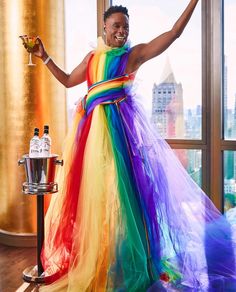 billy porter dress outfit fashion style rainbow gay pride Pride Outfit Ideas, Pride Parade Outfit, Gay Outfits, Billy Porter, Rainbow Outfit, Gay Fashion, Rainbow Fashion, Pride Outfit, Style Magazine