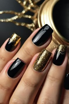 New Years Mani Pedi, Black And Gold Nails For New Years, Festive Nails New Years, New Year’s Eve Gel Nail Ideas, Ne Years Nails, Black Nails With Sparkle Tips, Black Gold Sparkle Nails, Ew Years Eve Nails, New Years Nail Designs Short Gel