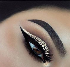 Photo Eyeliner Tips, Glitter Eyeshadow Palette, Glitter Eyeliner, Makeup Guide, Jaclyn Hill, Gold Eyes