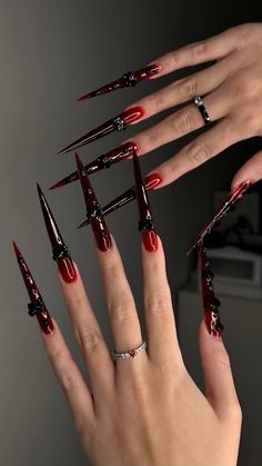 Vampire Nails Stiletto, Pointy Acrylic Nails Designs, Goth Long Nails, Blood Nails Acrylic, Gothic Nails Square, Goth Acrylics, Vampire Nails Designs, Dark Goth Nails, Goth Stiletto Nails