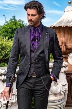 Classy Three Piece Suit, Fancy Black Suits For Men, Black And Purple Suit, Purple Suits For Men, Purple Wedding Suit, Gothic Groom, Gothic Suit, Purple Gothic