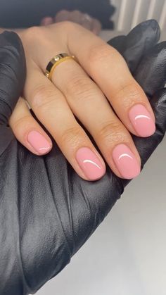 Brown French Nails, Nail Designs Chic, Pink Spring Nails, Autumn Nail Designs, Brown French, Autumn Nail, Pink Gel Nails, Squoval Nails, Fall Gel Nails