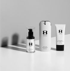 Get to a root cause of skin aging while guarding against UV damage with this hardworking bundle. Designed for ultra-delicate skin, OS-01 EYE targets crow’s feet, dark circles, and puffiness at the cellular level, while OS-01 FACE continues restoring cells on areas most exposed to the environment, leaving skin more elastic and hydrated.01 Finally, OS-01 SHIELD protects against UV damage, neutralizes free radicals, and tackles intrinsic aging. Not only does this trio amplify the power of OS-0102, they work together to create a simple and effective skin longevity routine for healthier and younger-looking skin. Kit Packaging, Tighten Facial Skin, Skincare Kit, 5 Minute Makeup, Skincare For Oily Skin, Diy Skin Care Recipes, Cellular Level, Diy Skincare, Skin Aging