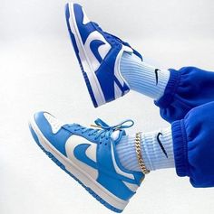 5 Tênis Masculinos Mais Usados em 2024 – Tem Meu Tamanho Blue Dunks, Look Hip Hop, Trendy Shoes Sneakers, All Nike Shoes, Cute Nike Shoes, Hype Shoes, Cute Nikes, Swag Shoes, Blue Nike