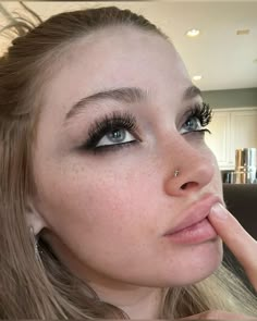 Makeup Emo, Vampire Bride, Story Fake, Swag Makeup, Pinterest Makeup, Emo Makeup, Makijaż Smokey Eye, Dope Makeup, Edgy Makeup