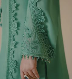 Stylish Sleeve Design Salwar Suit Neck Designs, Women Trousers Design, Eastern Wear, Designer Kurti Patterns, Womens Trendy Dresses, Dress Design Patterns, Trendy Dress Outfits, Sleeves Designs For Dresses, Simple Pakistani Dresses