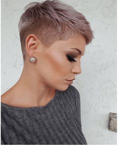 Obličejové Masky, Trendy We Fryzurach, Popular Short Hairstyles, Short Hair Pixie Cuts, Very Short Hair