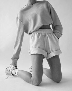 Sporty Poses, Clothing Shoot, Clothes Photoshoot, Fitness Editorial, Cloth Photography, Clothes Photography, Beige Sweatshirt, Yoga Photography, Clothing Photography