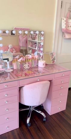 #Fashion #Relationships #Diy Stile Kylie Jenner, Hello Kitty Room, Hello Kitty Room Decor, Kitty Room, Luxury Room Bedroom, Pink Bedroom Decor, Makeover Bedroom