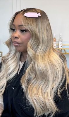 Blonde Hair Styles Black Women, Coloured Wigs Black Women, Blonde Hair On Dark Skin, Braids Weave, Frontal Wig Hairstyles, Blonde Curly Hair, Birthday Hair, Protective Hairstyles Braids, Fresh Hair