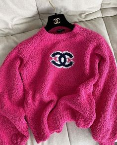 Chanel Clothes, Chanel Clothing, Chanel Sweater, Chanel Outfit, Designer Sweater, Luxury Clothes, Love Travel, Vintage Chanel, Looks Style